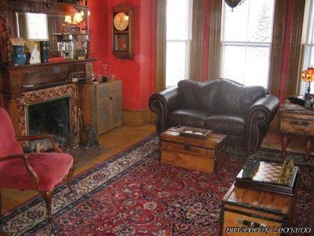 A Seafaring Maiden Bed And Breakfast Granville Ferry Интерьер фото